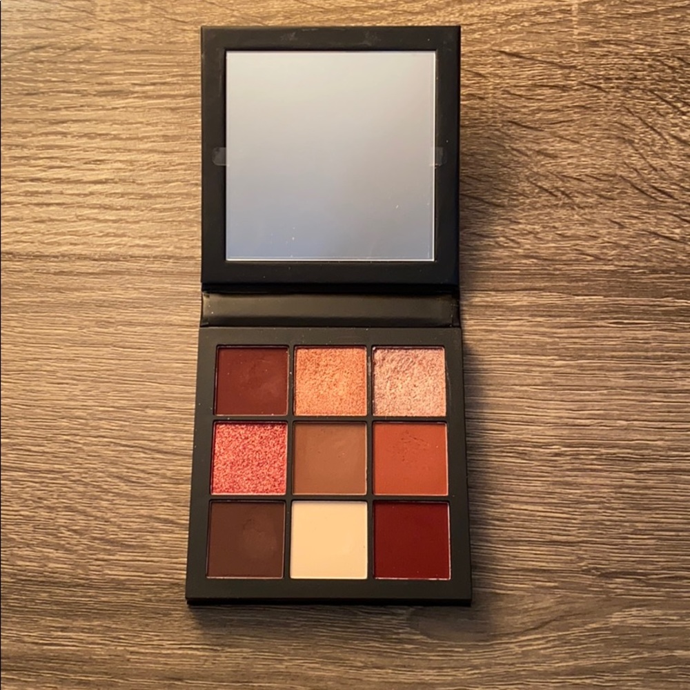 Huda Beauty Mauve Obsessions Eyeshadow Palette - Picture 2 of 5